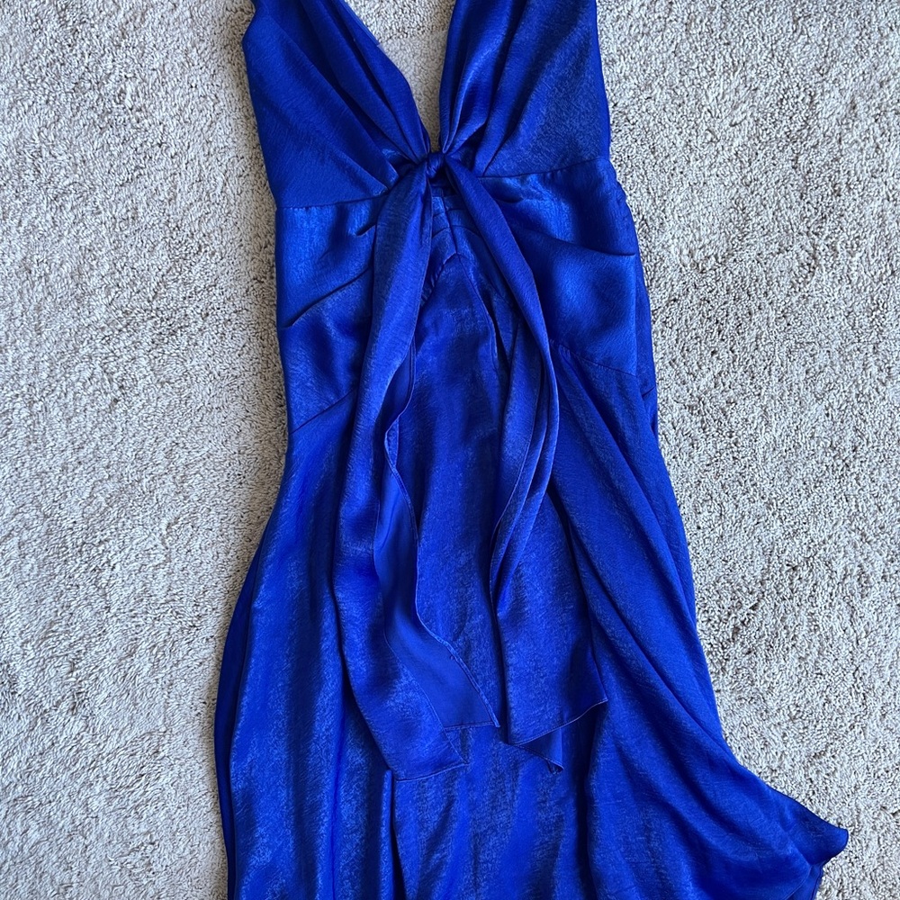 Dress - Picture 3 of 8